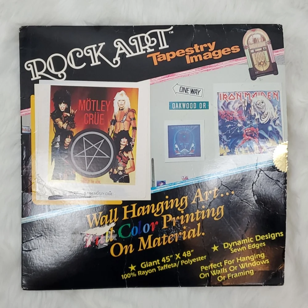 Vintage 1984 Rock Art Tapestry Images wall handing